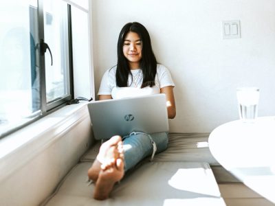 windows-qVKO7ARaEYY-unsplash